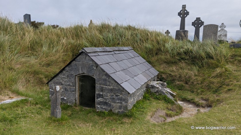 St Caomhán's Grave